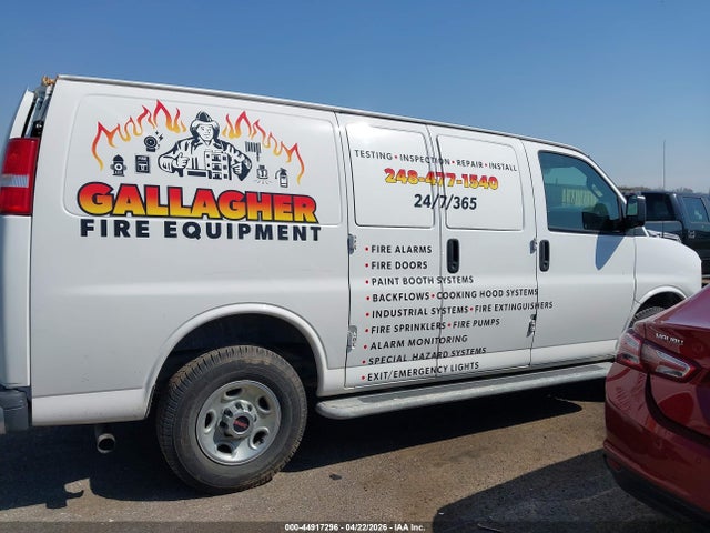 GMC Savana Work Van