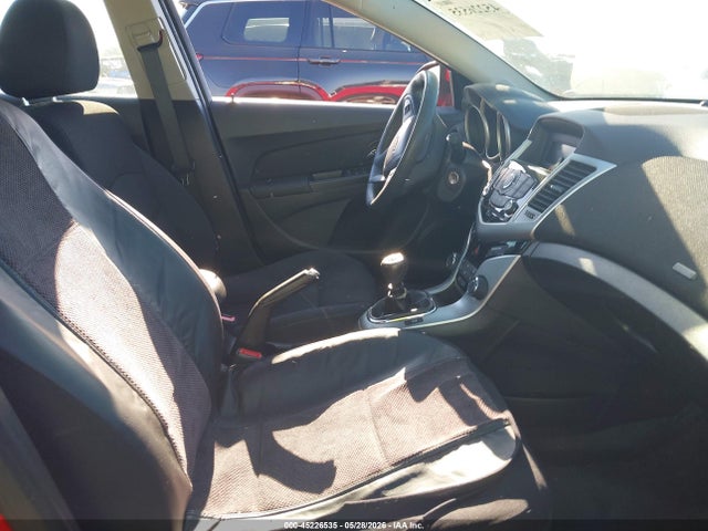 Chevrolet Cruze 1lt Manual