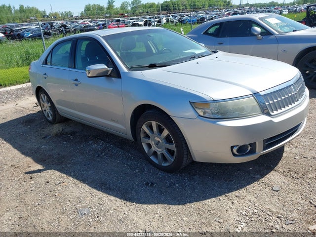 Salvage Lincoln MKZ Image