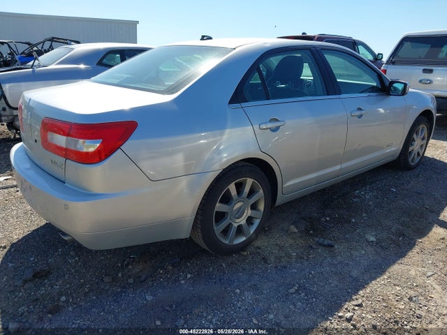 Lincoln MKZ