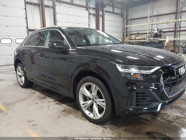 Salvage Audi Q8 Image