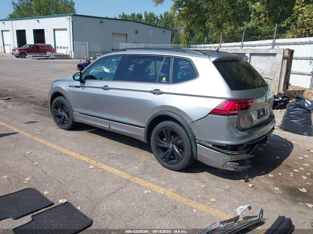 Volkswagen Tiguan 2.0t Se R-line Black