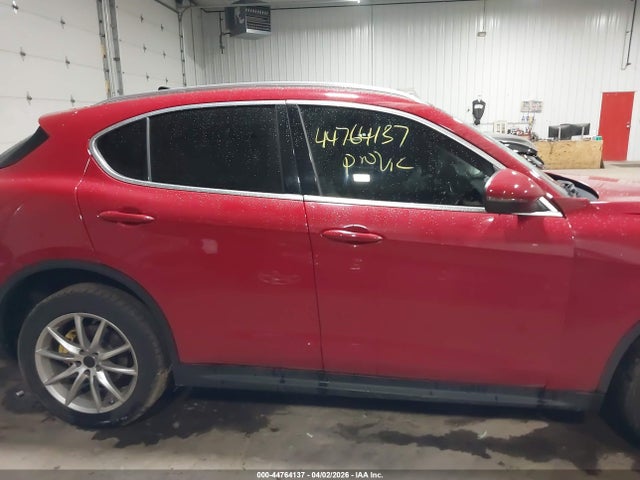 Alfa Romeo Stelvio Ti Lusso Awd