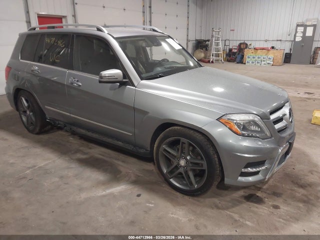 Salvage Mercedes-Benz GLK Image