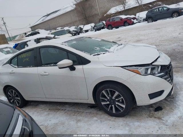 Nissan Versa 1.6 Sv