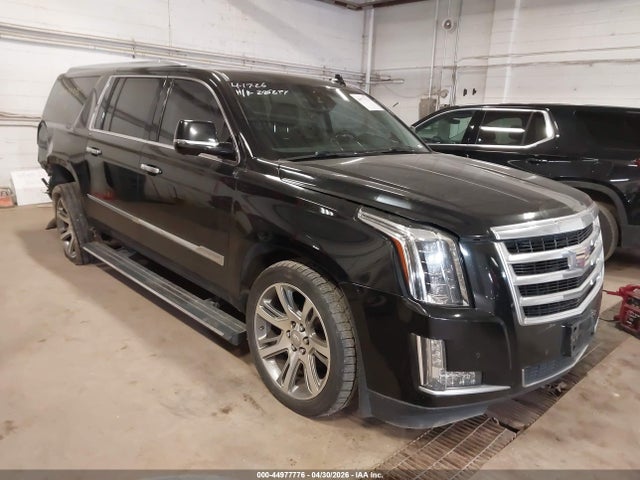Salvage Cadillac Escalade Image