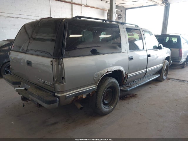 Chevrolet Suburban 1500 Lt