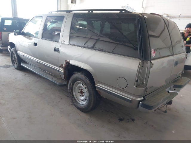 Chevrolet Suburban 1500 Lt