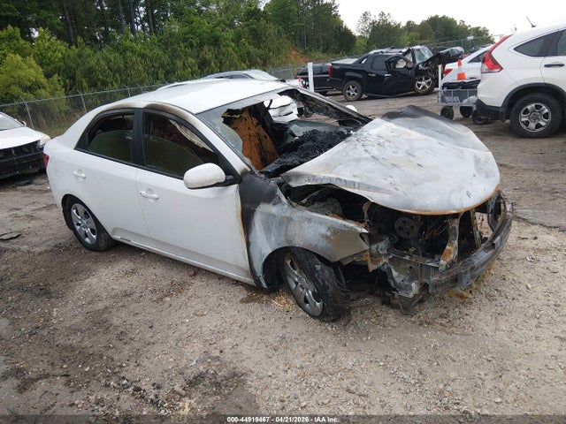 Salvage Kia Forte Image
