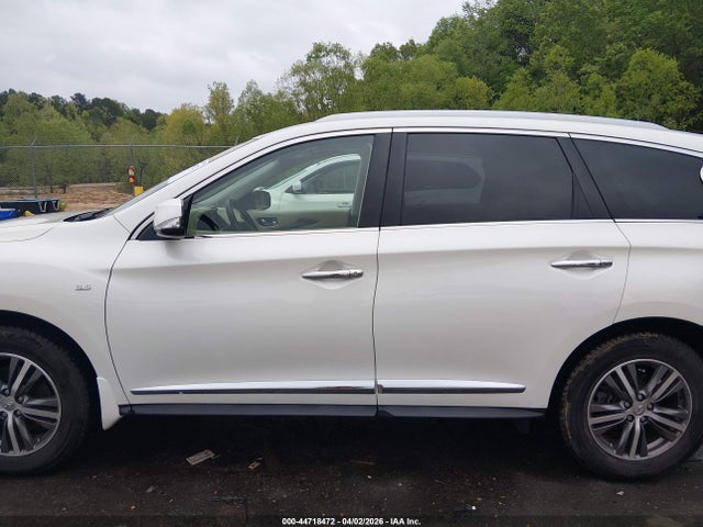 INFINITI Qx Luxe