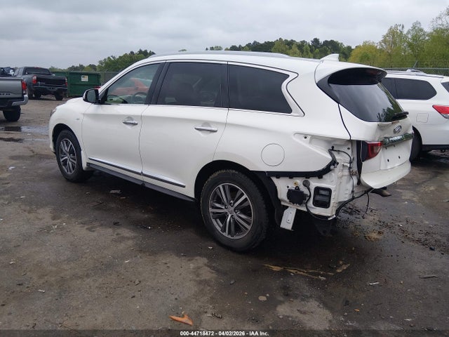 INFINITI Qx Luxe
