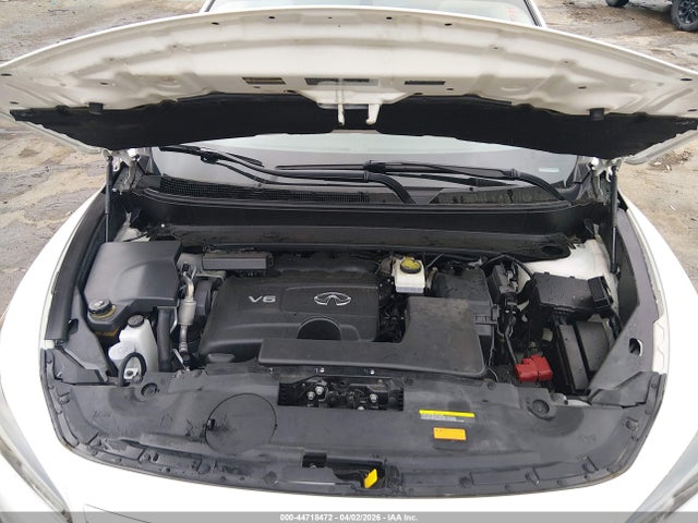 INFINITI Qx Luxe