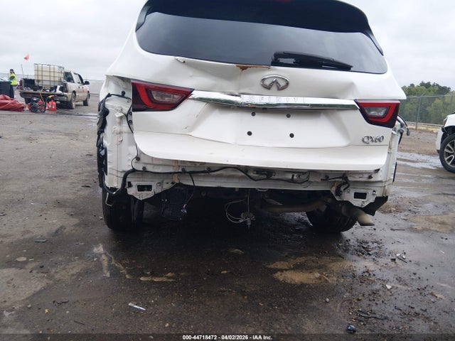 INFINITI Qx Luxe