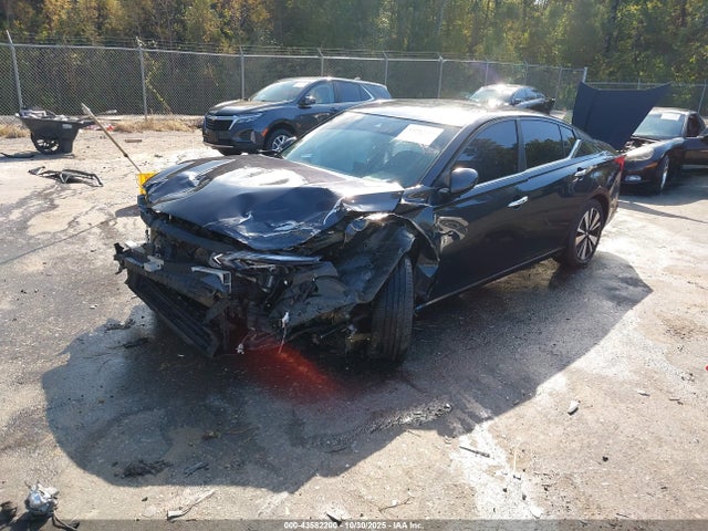 Nissan Altima Sv Intelligent Awd