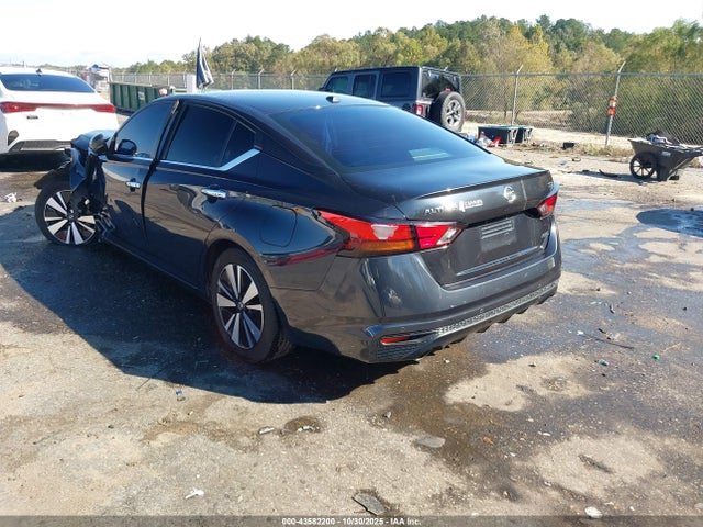 Nissan Altima Sv Intelligent Awd