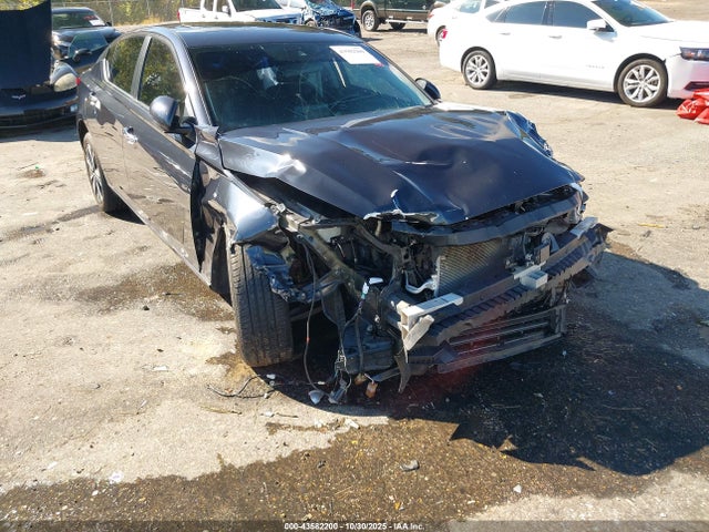Nissan Altima Sv Intelligent Awd