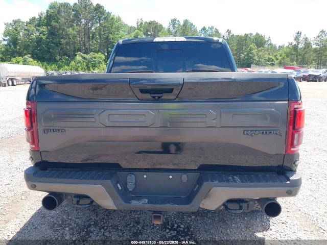 Ford F-150 Raptor