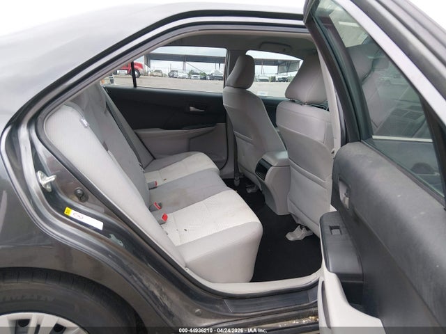 Toyota Camry Le