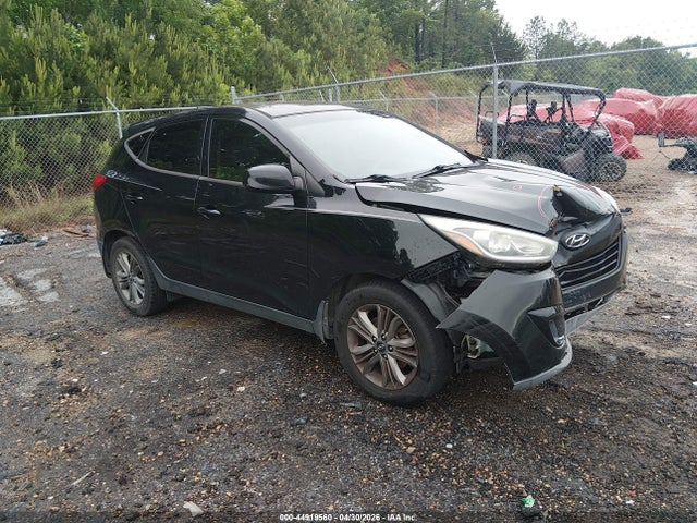 Salvage Hyundai TUCSON Image