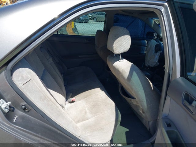 Toyota Camry Le