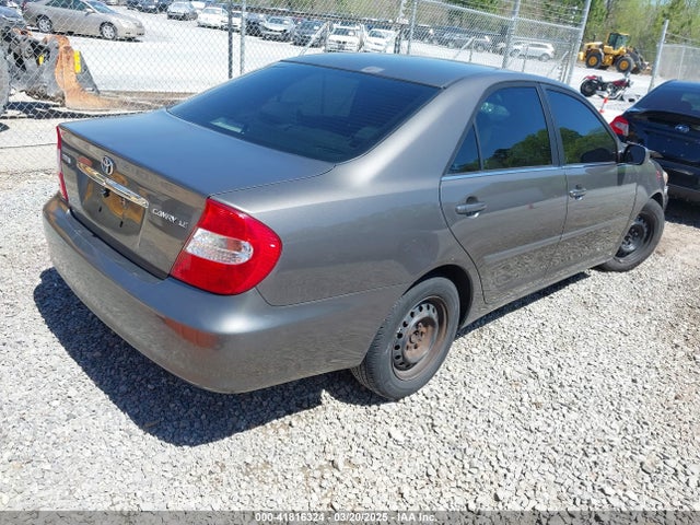 Toyota Camry Le