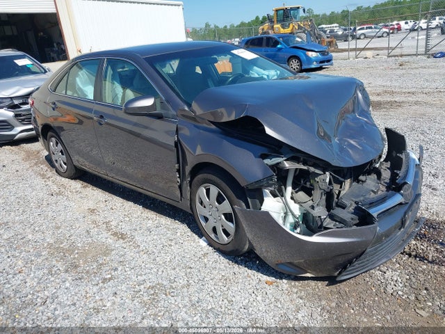 Salvage Toyota Camry Image