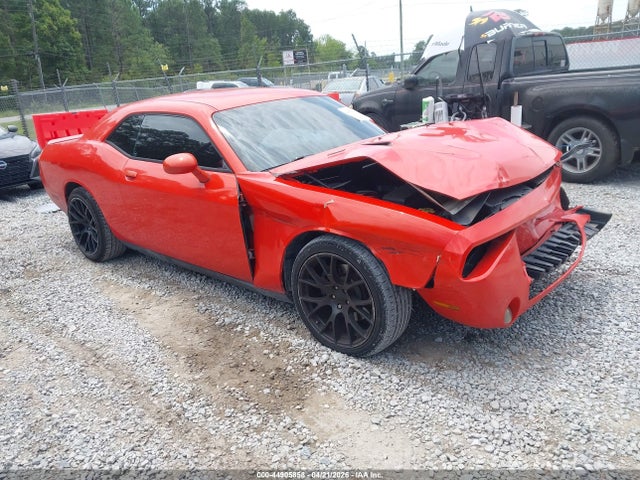 Salvage Dodge Challenger Image