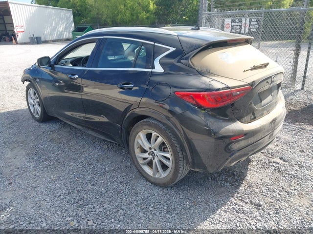 INFINITI Qx Essential