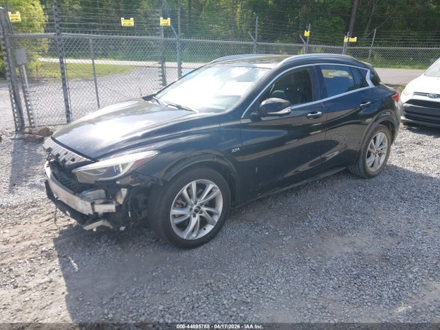 INFINITI Qx Essential