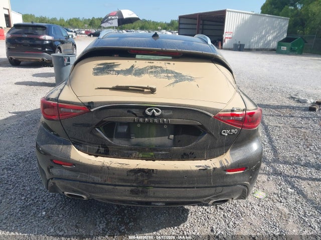 INFINITI Qx Essential