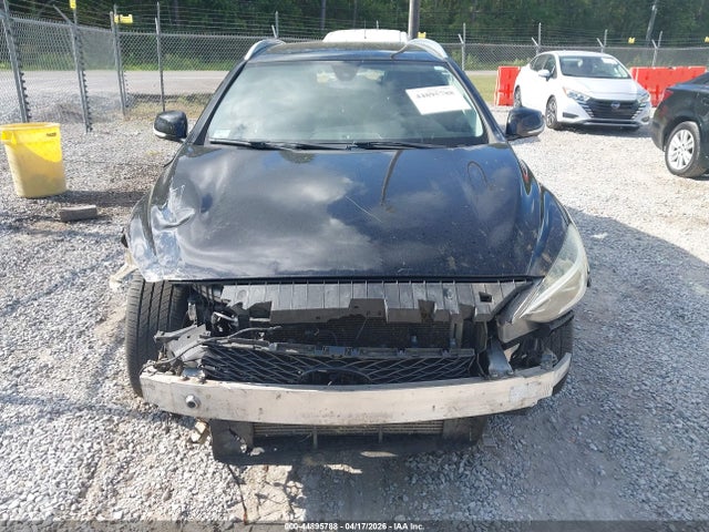 INFINITI Qx Essential