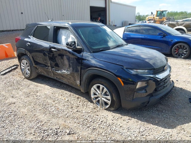 Salvage Chevrolet Trailblazer Image