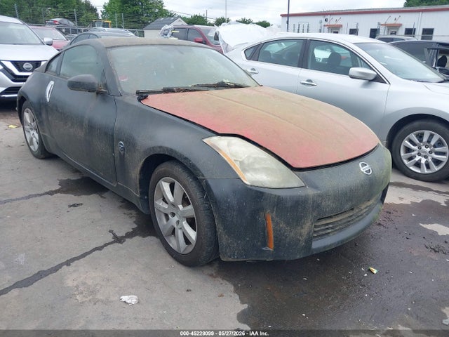Salvage Nissan 350Z Image