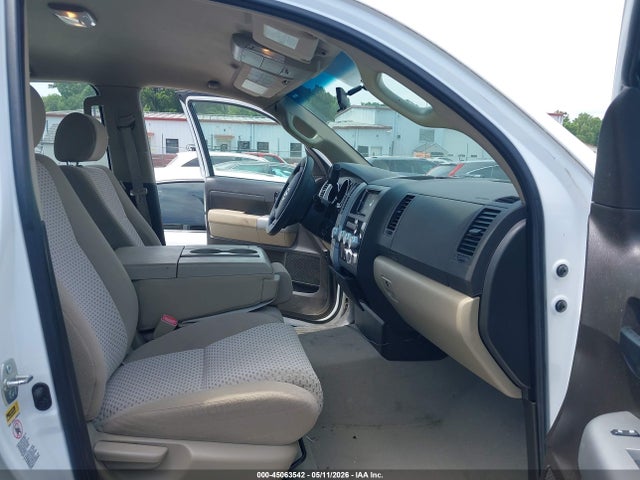 Toyota Tundra Base 5.7l V8