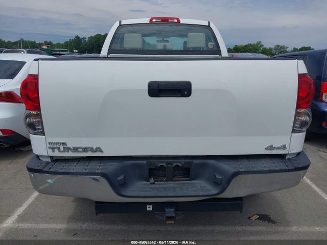Toyota Tundra Base 5.7l V8