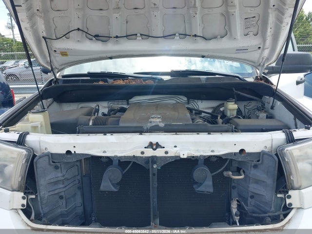 Toyota Tundra Base 5.7l V8