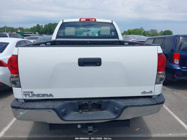 Toyota Tundra Base 5.7l V8