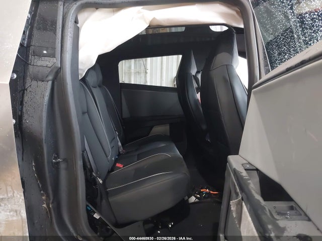 Tesla Cybertruck All-wheel Drive