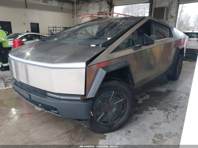 Tesla Cybertruck All-wheel Drive