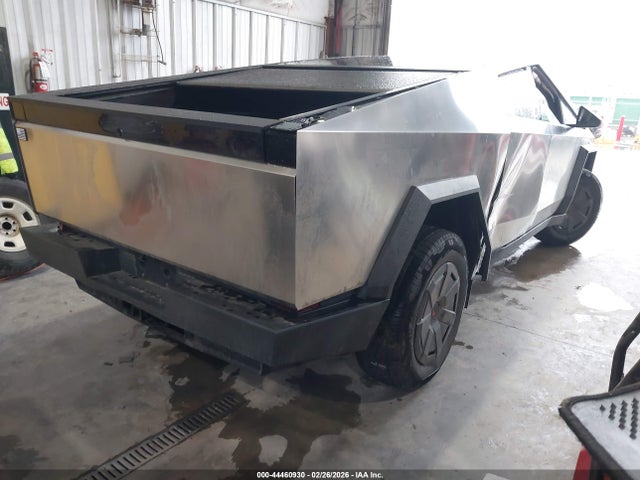 Tesla Cybertruck All-wheel Drive