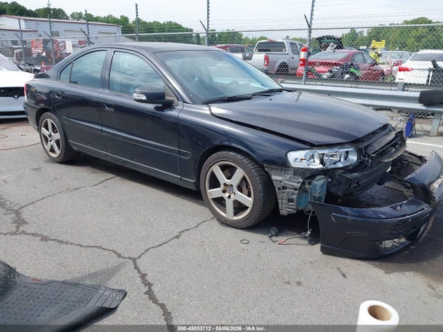 Salvage Volvo S60 Image