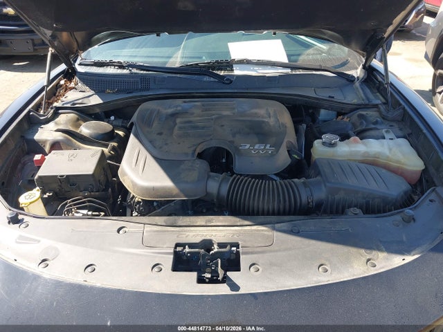 Dodge Charger Sxt Rwd