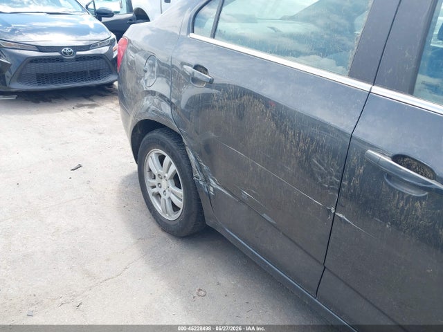 Chevrolet Sonic Lt Auto