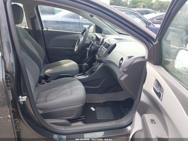 Chevrolet Sonic Lt Auto