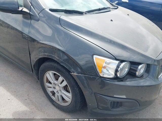 Chevrolet Sonic Lt Auto