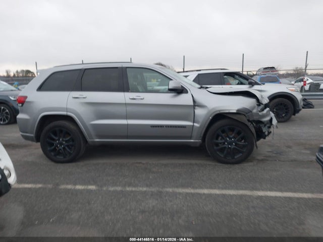 Jeep Grand Cherokee Altitude 4x2