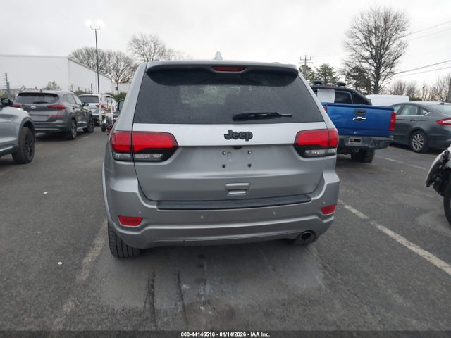 Jeep Grand Cherokee Altitude 4x2