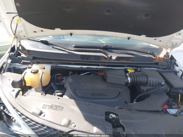 Chrysler Pacifica Touring L