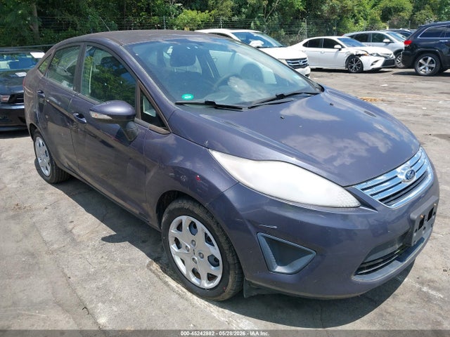 Salvage Ford Fiesta Image
