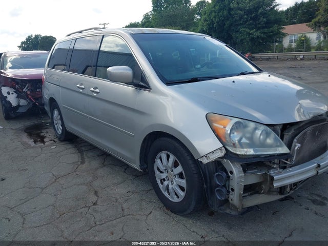 Salvage Honda Odyssey Image